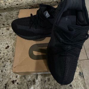 Yeezy Kids Sneakers in Black